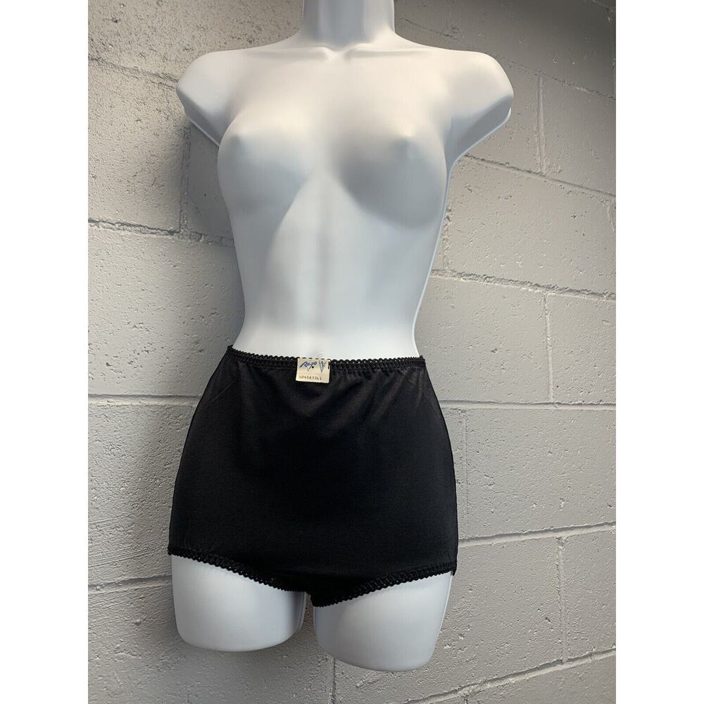 Vtg NWT Ragu Shapewear Panties B11